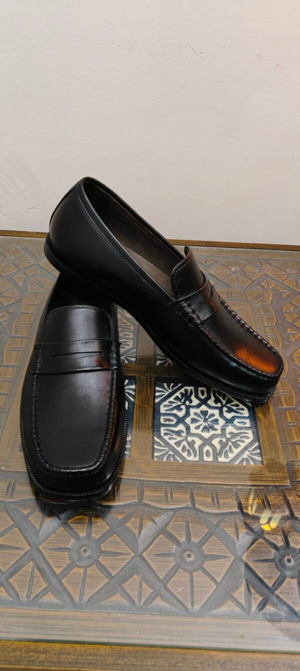 Casual loafers for men in soft leather – everyday comfort slip-on shoes – LF-CA-015