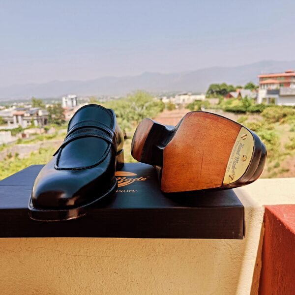 Loafers Ambassador – Handmade formal leather loafers with double leather sole and toe metal plate