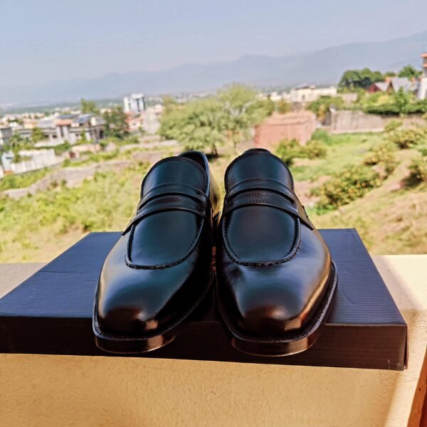 Loafers Ambassador – Handmade formal leather loafers with double leather sole and toe metal plate