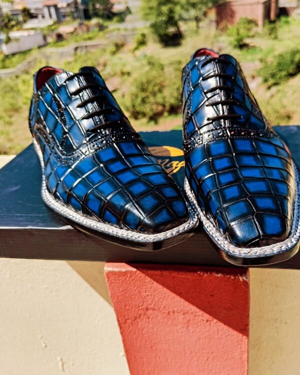Norwegian Welt Oxfords in croc-embossed leather with luxury detailing and classic construction