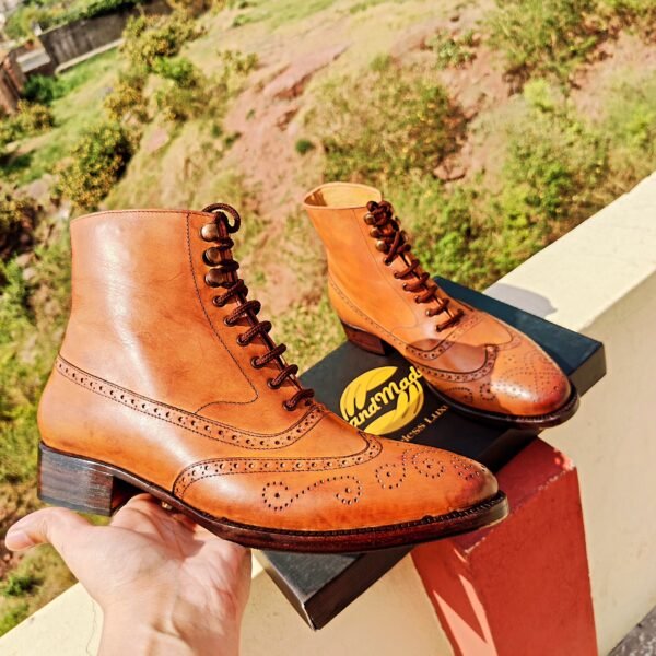 Wingtip Oxford Boots with round toe and Goodyear welt construction