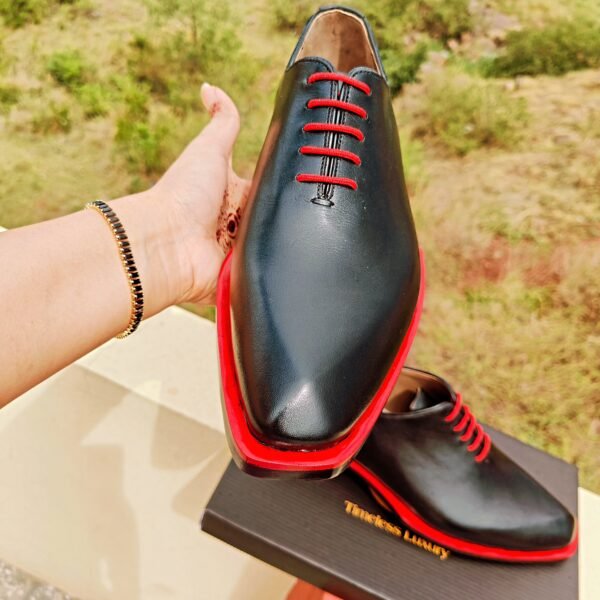 Diamond Toe Oxfords for men – elegant formal leather shoes with unique diamond-cut toe – OX-DT-023