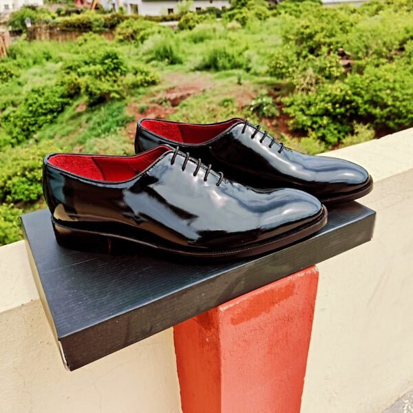 Patent Wholecut Oxfords for men – glossy one-piece leather dress shoes – OX-PW-033